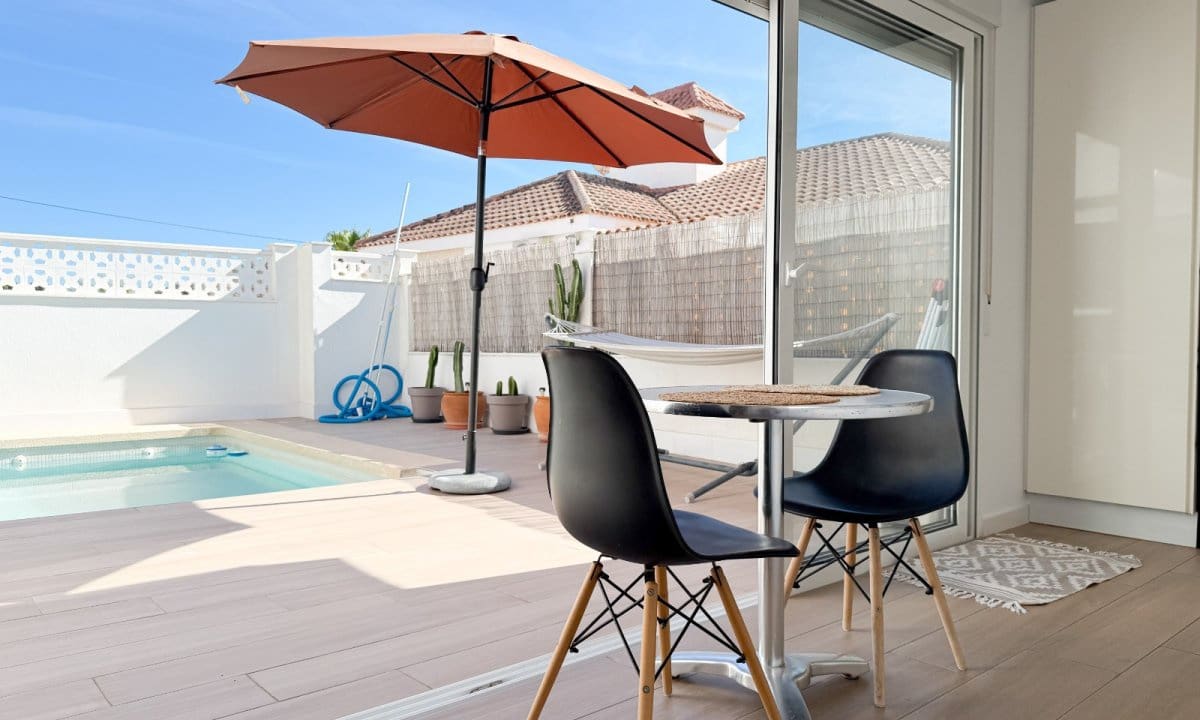 4 soveværelse Byhus til salg i Aguilas med swimmingpool garage - € 373.000 (Ref: 9207997)