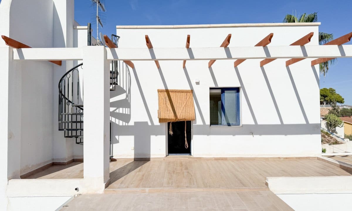 4 soveværelse Byhus til salg i Aguilas med swimmingpool garage - € 373.000 (Ref: 9207997)