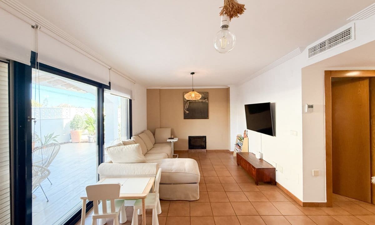 4 soveværelse Byhus til salg i Aguilas med swimmingpool garage - € 373.000 (Ref: 9207997)