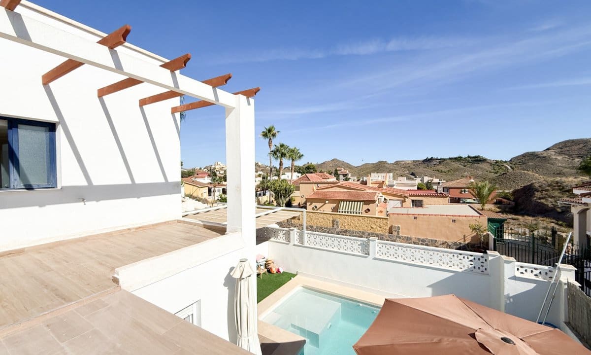4 soveværelse Byhus til salg i Aguilas med swimmingpool garage - € 373.000 (Ref: 9207997)