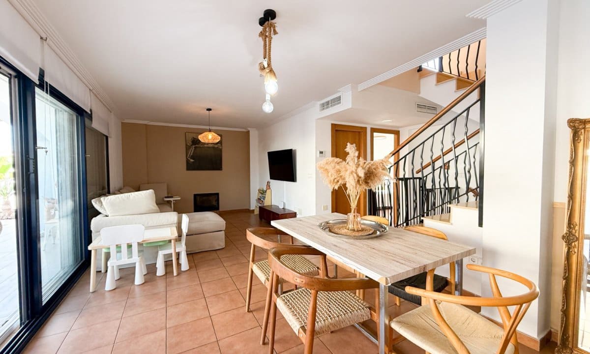 4 soveværelse Byhus til salg i Aguilas med swimmingpool garage - € 373.000 (Ref: 9207997)