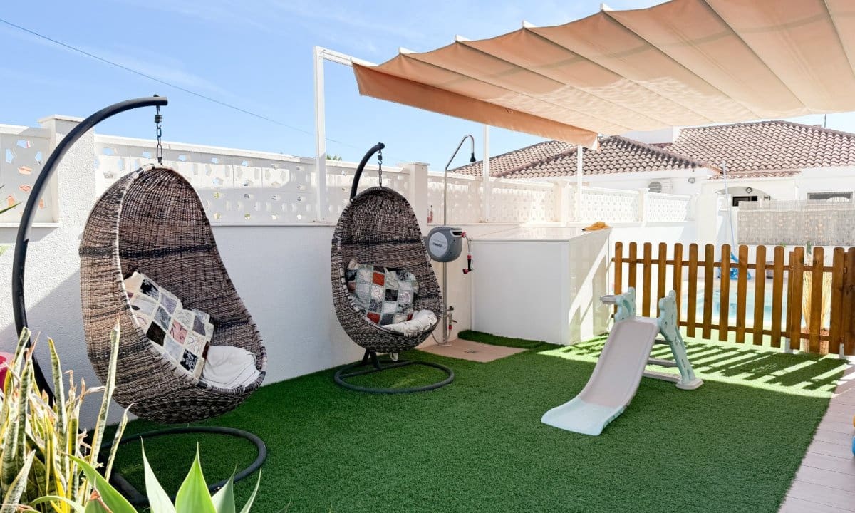 4 soveværelse Byhus til salg i Aguilas med swimmingpool garage - € 373.000 (Ref: 9207997)