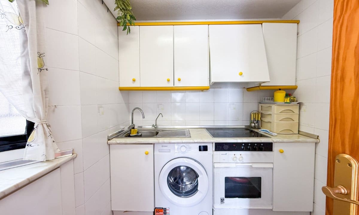 2 bedroom Apartment for sale in Aguilas - € 148,000 (Ref: 9361012)