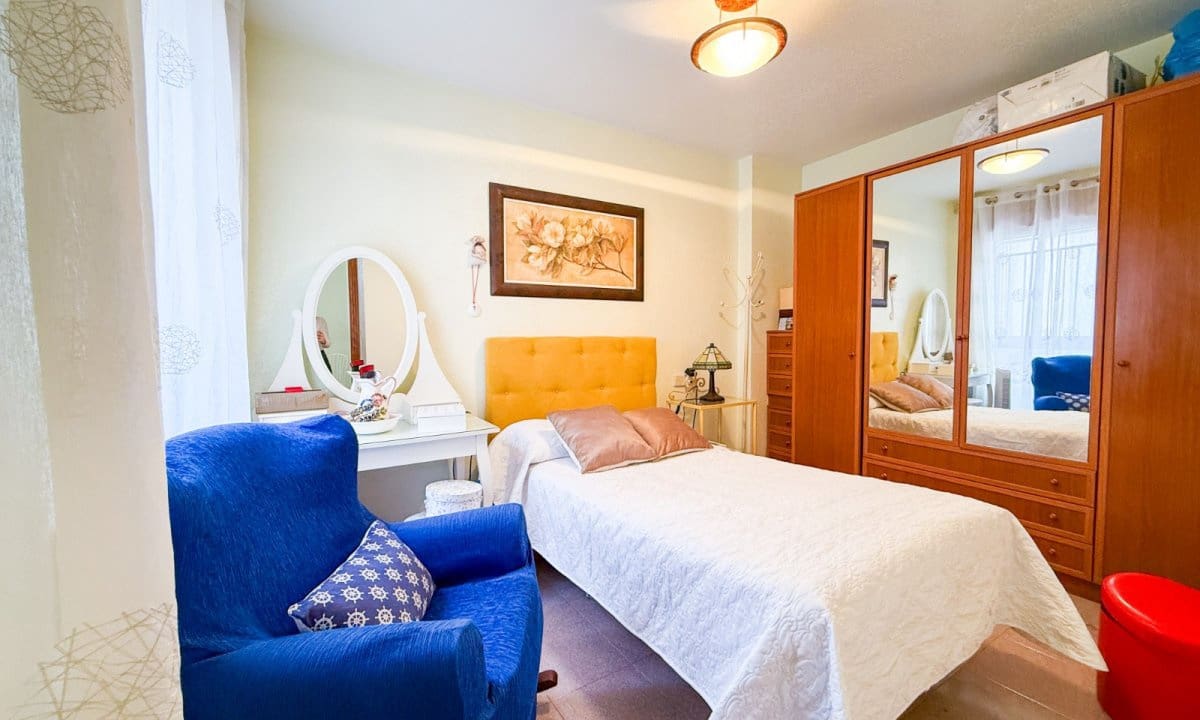 2 bedroom Apartment for sale in Aguilas - € 148,000 (Ref: 9361012)