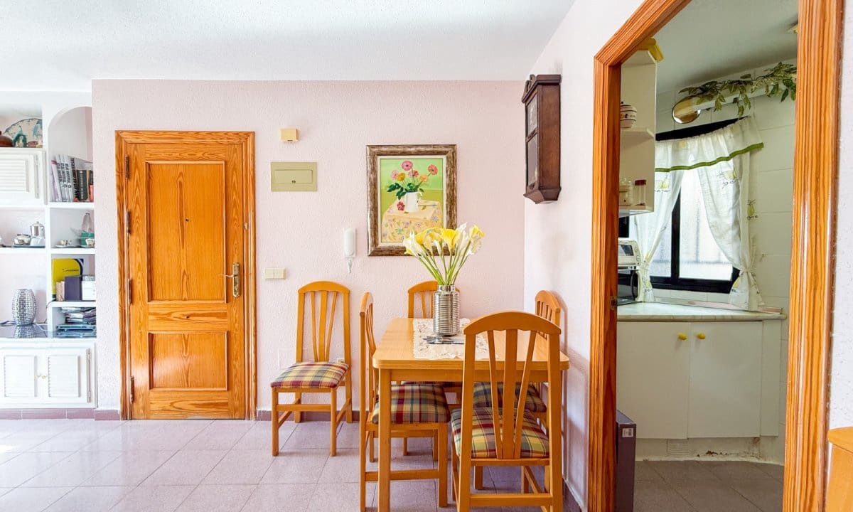 2 bedroom Apartment for sale in Aguilas - € 148,000 (Ref: 9361012)