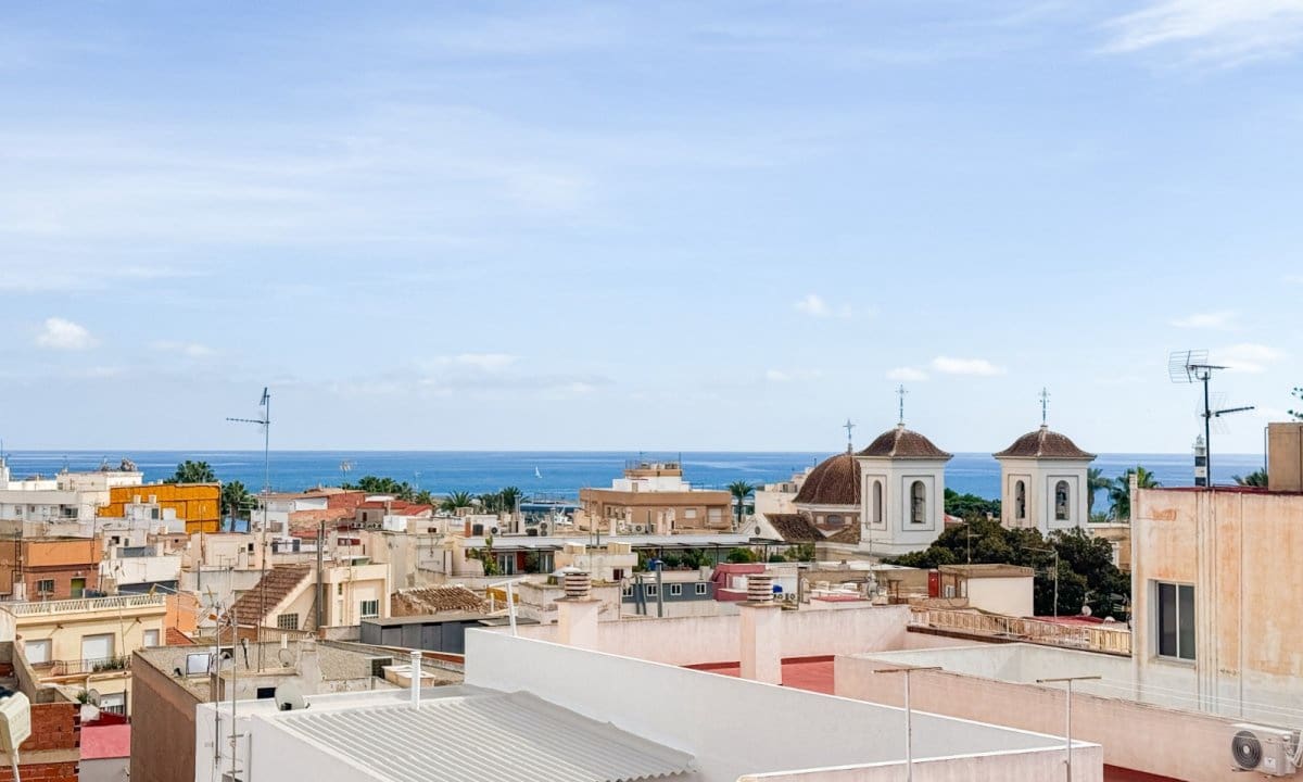 2 bedroom Apartment for sale in Aguilas - € 148,000 (Ref: 9361012)