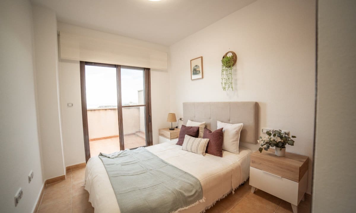 2 soverom Penthouse til salgs i Los Collados med svømmebasseng garasje - € 185 000 (Ref: 9410335)