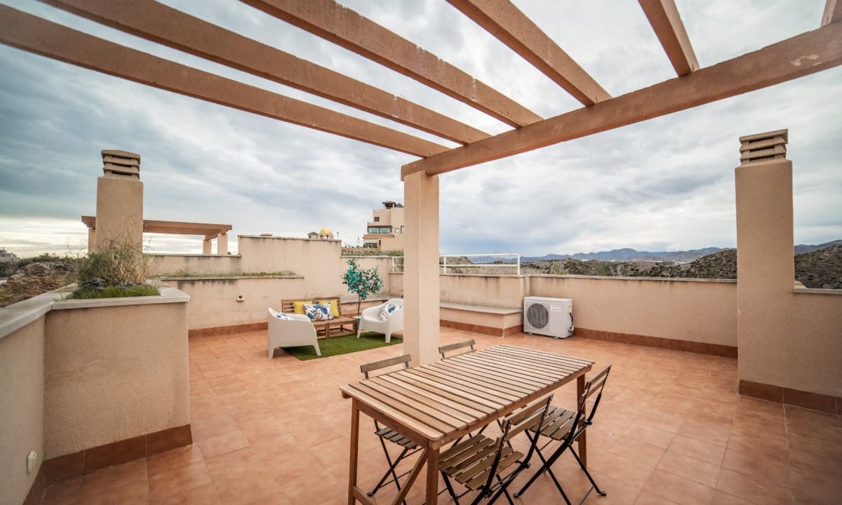 2 soverom Penthouse til salgs i Los Collados med svømmebasseng garasje - € 185 000 (Ref: 9410335)