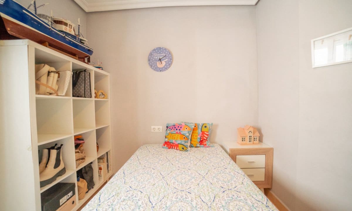 3 bedroom Apartment for sale in Aguilas with garage - € 169,000 (Ref: 9473651)