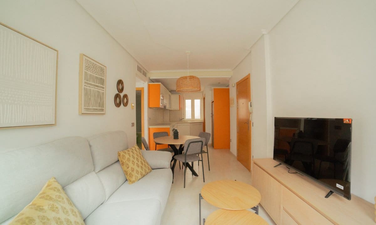 2 bedroom Apartment for sale in Aguilas - € 175,000 (Ref: 9481671)