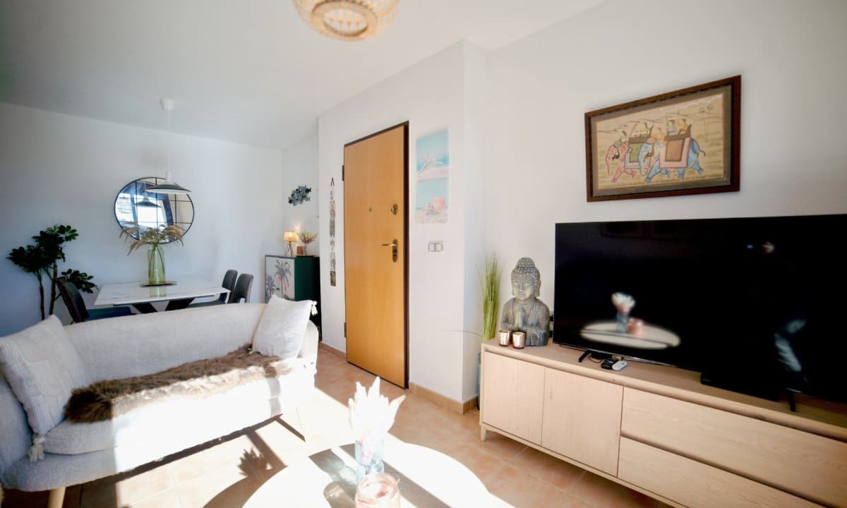 2 makuuhuone Huoneisto myytävänä paikassa Los Collados mukana uima-altaan - 132 500 € (Ref: 9581370)