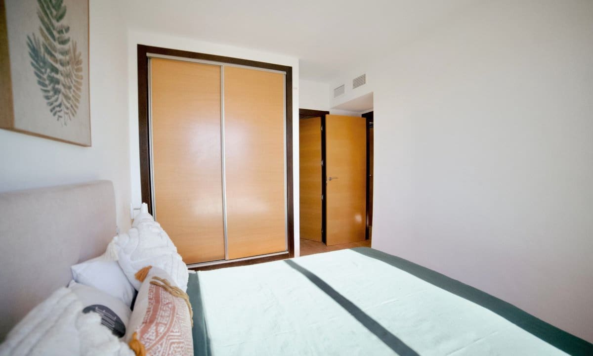 2 makuuhuone Huoneisto myytävänä paikassa Los Collados mukana uima-altaan - 132 500 € (Ref: 9581370)