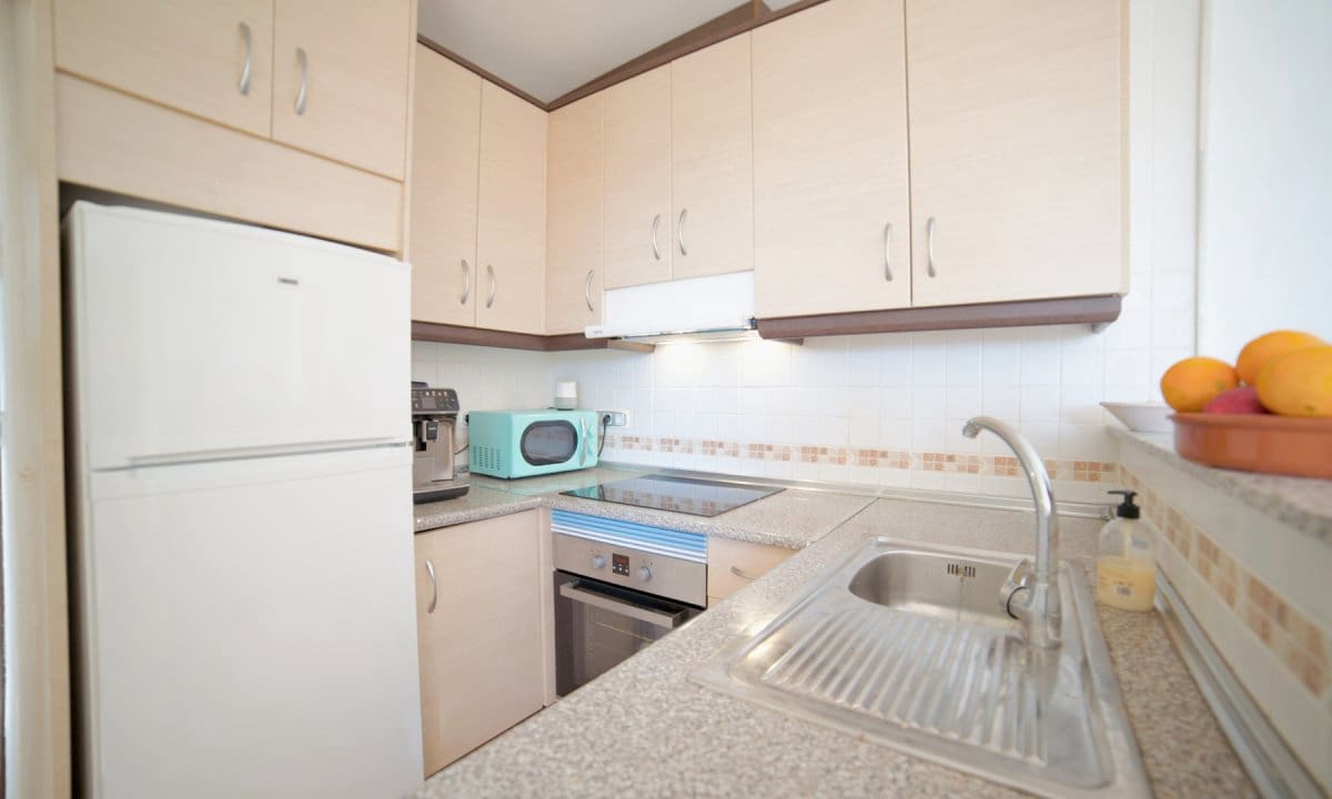 2 makuuhuone Huoneisto myytävänä paikassa Los Collados mukana uima-altaan - 132 500 € (Ref: 9581370)