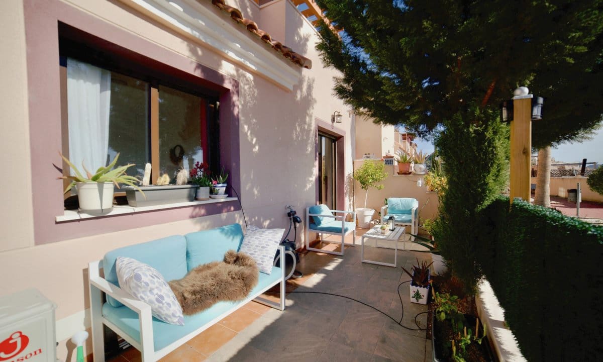 2 makuuhuone Huoneisto myytävänä paikassa Los Collados mukana uima-altaan - 132 500 € (Ref: 9581370)