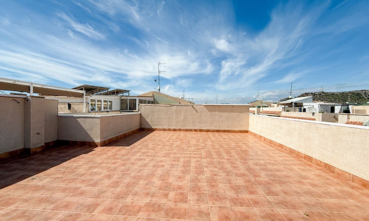 2 sovrum Takvåning till salu i Los Collados med pool garage - 135 000 € (Ref: 9669735)