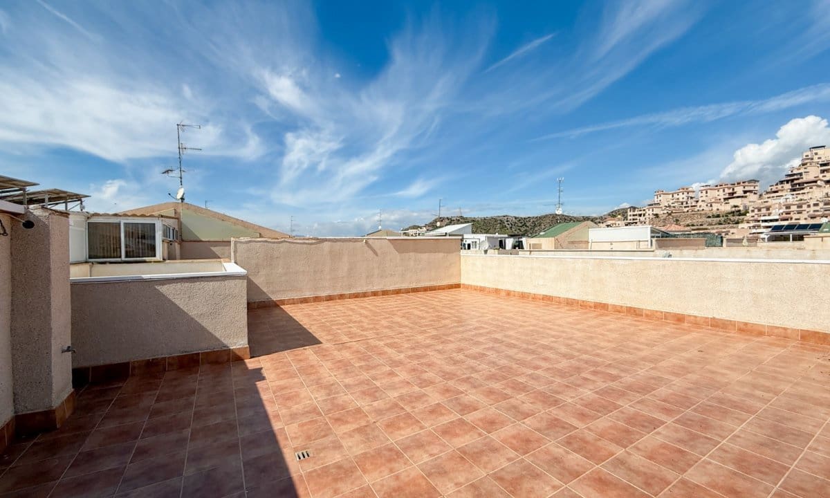 2 sovrum Takvåning till salu i Los Collados med pool garage - 135 000 € (Ref: 9669735)