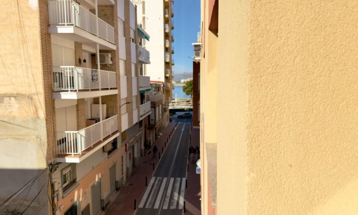 2 bedroom Beach Apartment for sale in Aguilas - € 150,000 (Ref: 9719326)