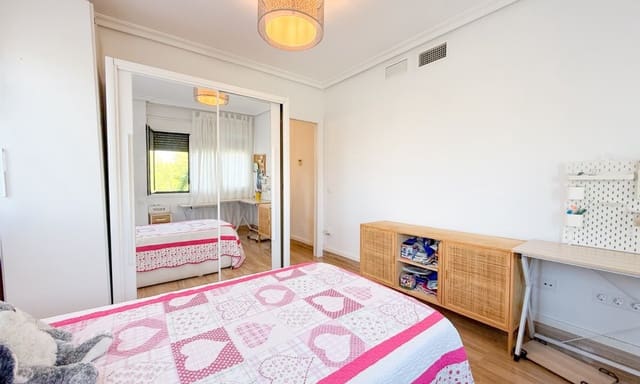 Apartamento de 3 habitaciones en Los Collados - Los Geraneos, Aguilas en venta con piscina garaje - 228.000 € (Ref: 9731516)