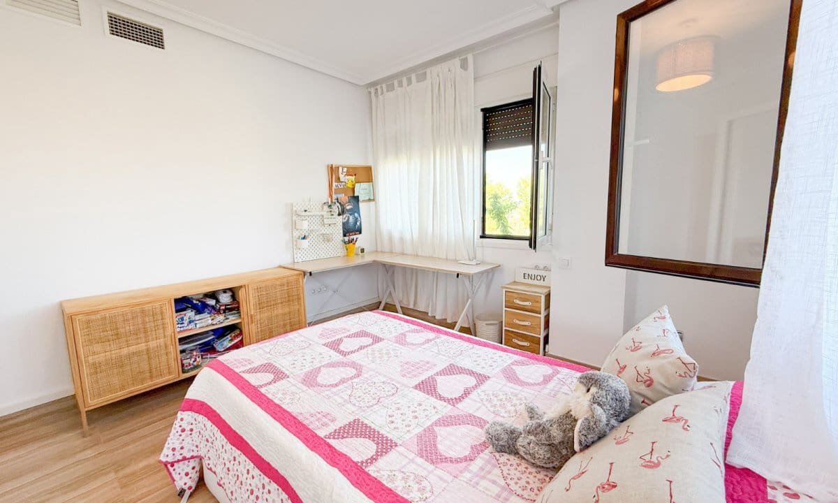 3 bedroom Apartment for sale in Aguilas with pool garage - € 228,000 (Ref: 9731516)