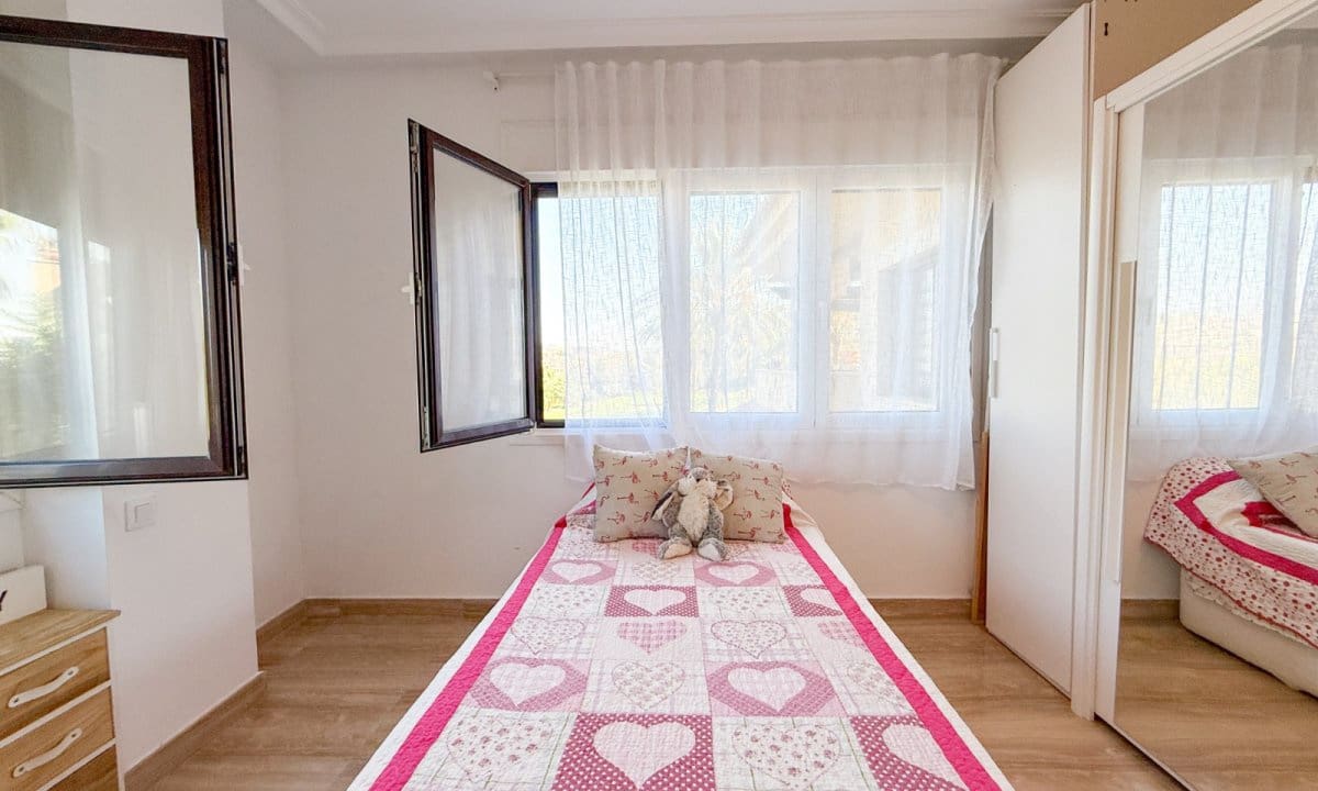 3 bedroom Apartment for sale in Aguilas with pool garage - € 228,000 (Ref: 9731516)