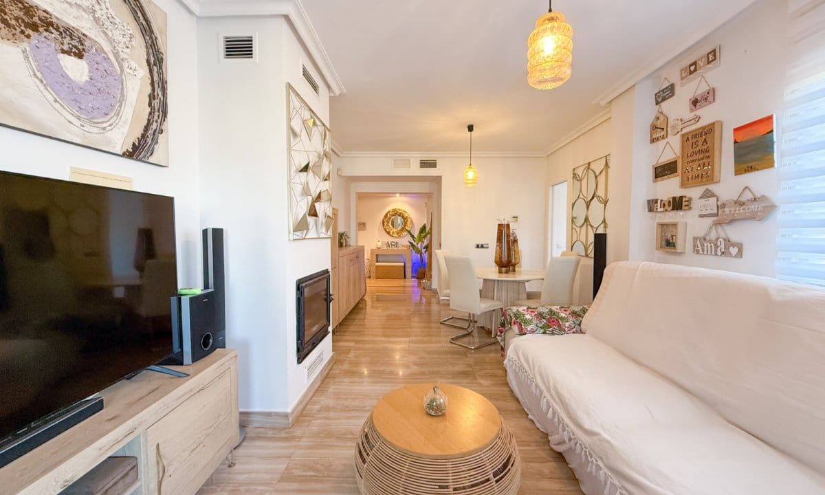 3 bedroom Apartment for sale in Aguilas with pool garage - € 228,000 (Ref: 9731516)