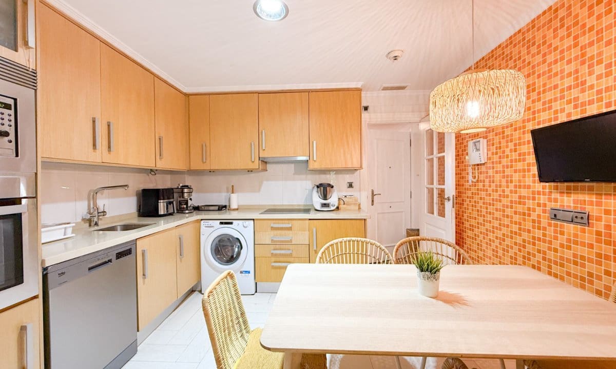 3 bedroom Apartment for sale in Aguilas with pool garage - € 228,000 (Ref: 9731516)