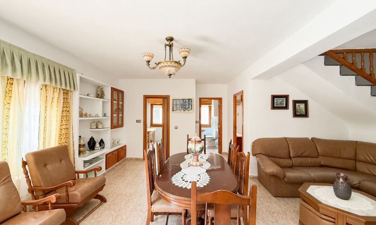 Chalet de 4 habitaciones en Aguilas en venta con garaje - 360.000 € (Ref: 9734214)