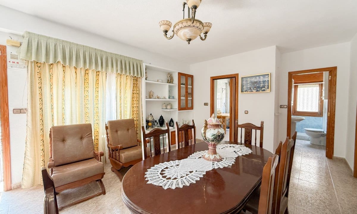 Chalet de 4 habitaciones en Aguilas en venta con garaje - 360.000 € (Ref: 9734214)