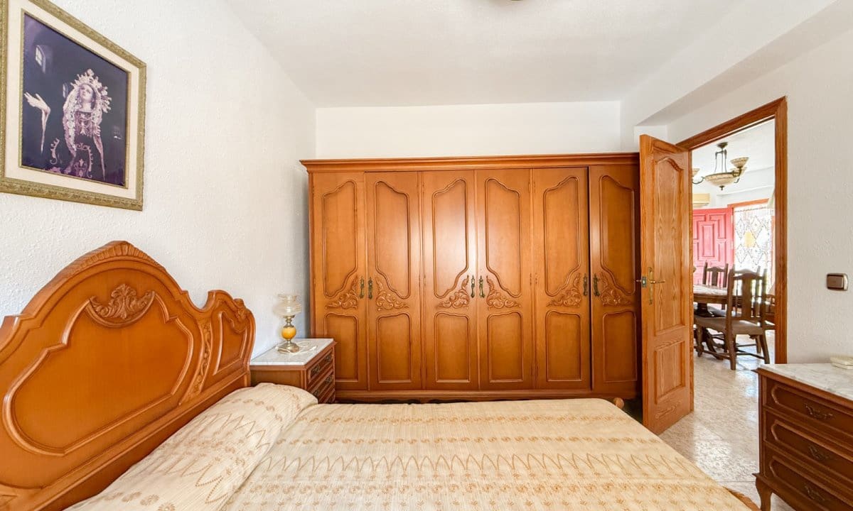 Chalet de 4 habitaciones en Aguilas en venta con garaje - 360.000 € (Ref: 9734214)
