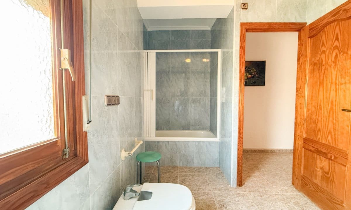 Chalet de 4 habitaciones en Aguilas en venta con garaje - 360.000 € (Ref: 9734214)