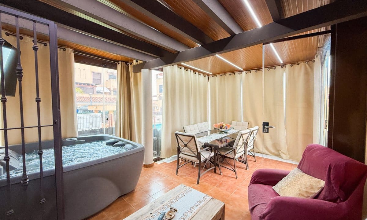 2 bedroom Apartment for sale in Aguilas with pool garage - € 190,000 (Ref: 9758269)