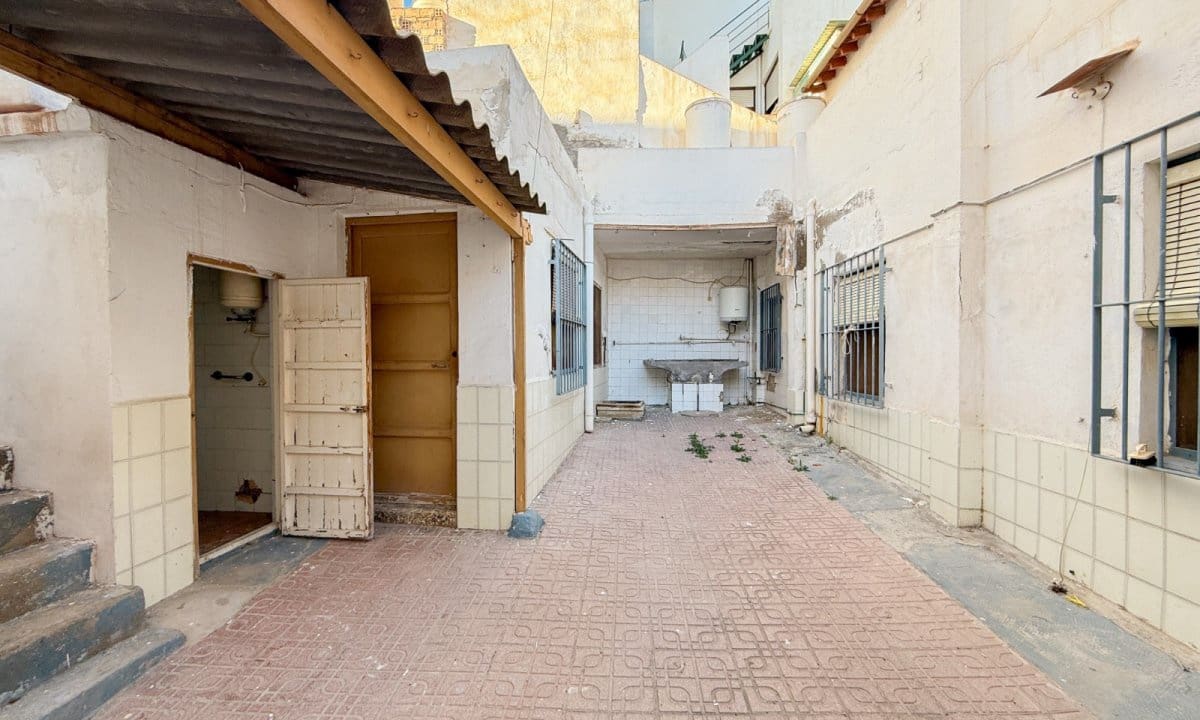 5 slaapkamer Bungalow te koop in Aguilas - € 130.000 (Ref: 9758359)