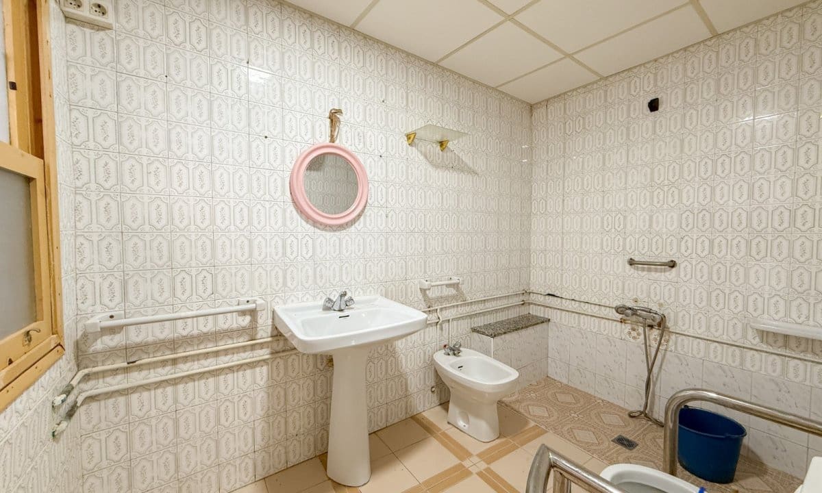 5 slaapkamer Bungalow te koop in Aguilas - € 130.000 (Ref: 9758359)