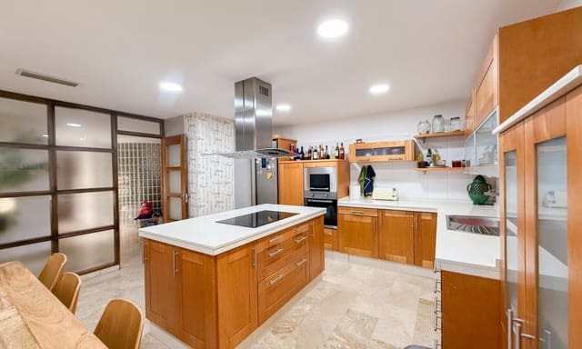 4 sovrum Takvåning till salu i Casco Antiguo, Aguilas med garage - 620 000 € (Ref: 9796539)