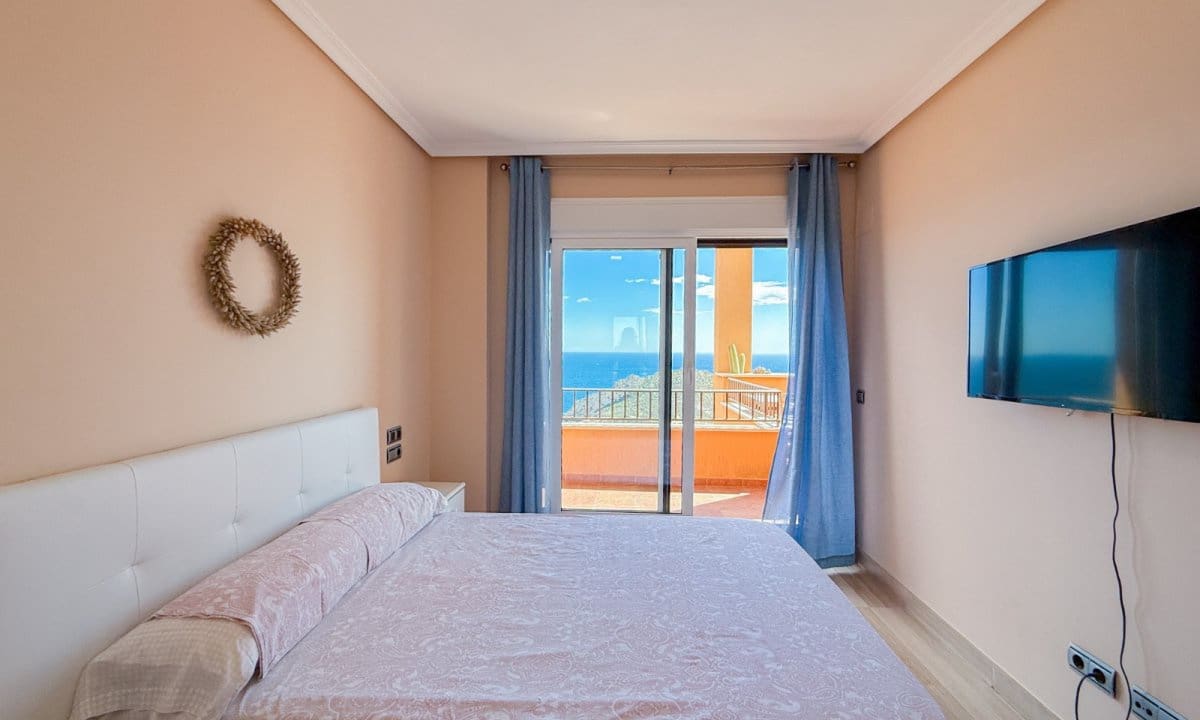 Ático de 2 habitaciones en Aguilas en venta con piscina garaje - 325.000 € (Ref: 9803848)