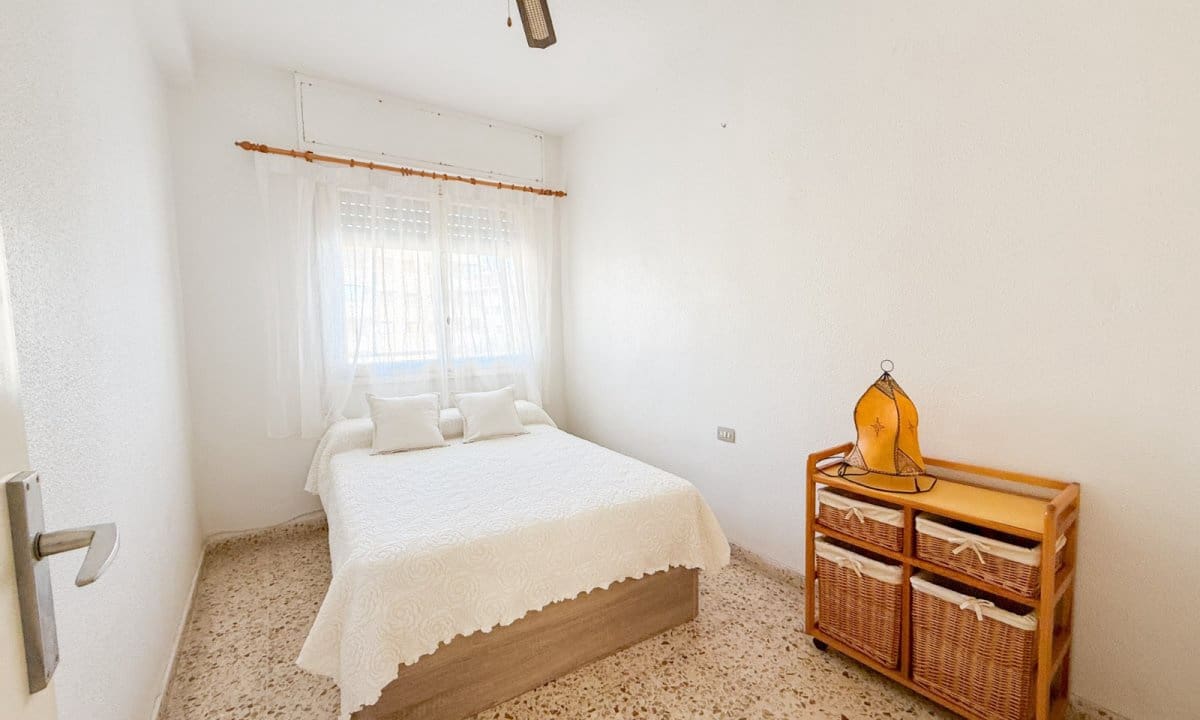 Apartamento de 4 habitaciones en Aguilas en venta con garaje - 240.000 € (Ref: 9803849)