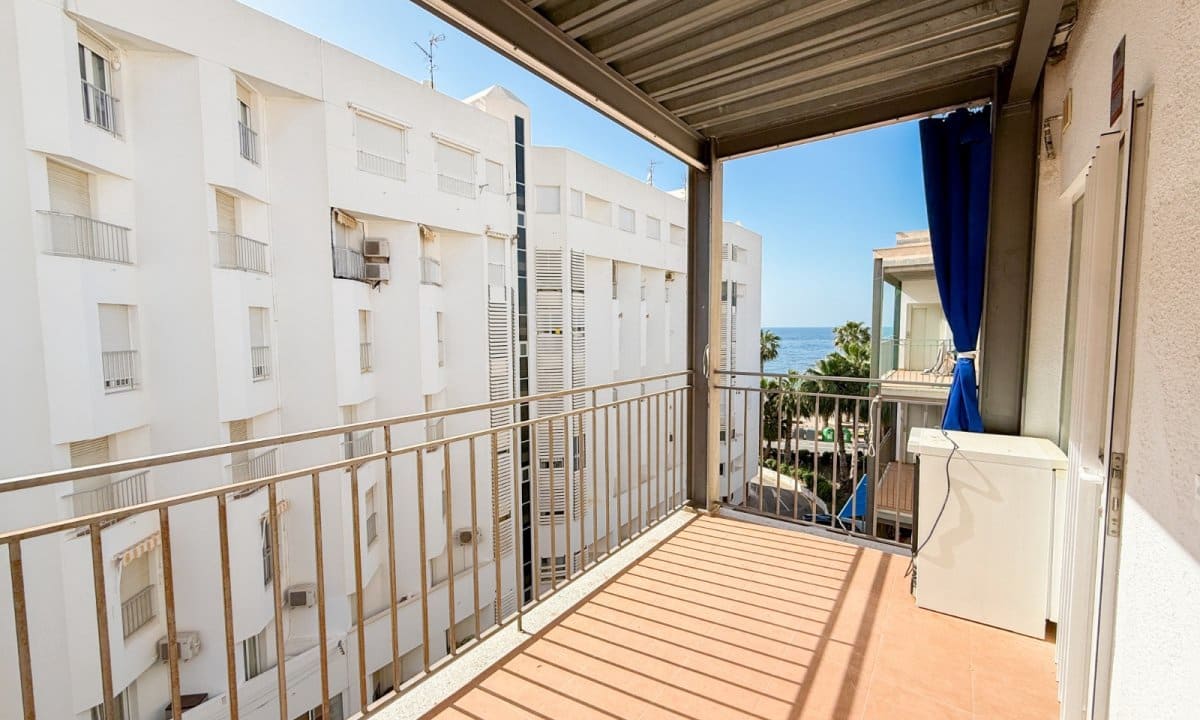 Apartamento de 4 habitaciones en Aguilas en venta con garaje - 240.000 € (Ref: 9803849)