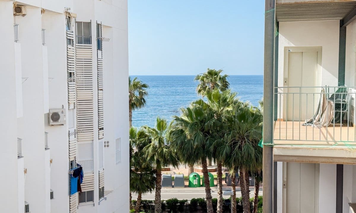 Apartamento de 4 habitaciones en Aguilas en venta con garaje - 240.000 € (Ref: 9803849)