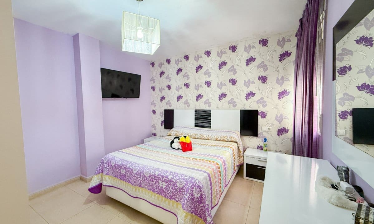 3 bedroom Apartment for sale in Aguilas - € 135,000 (Ref: 9824522)