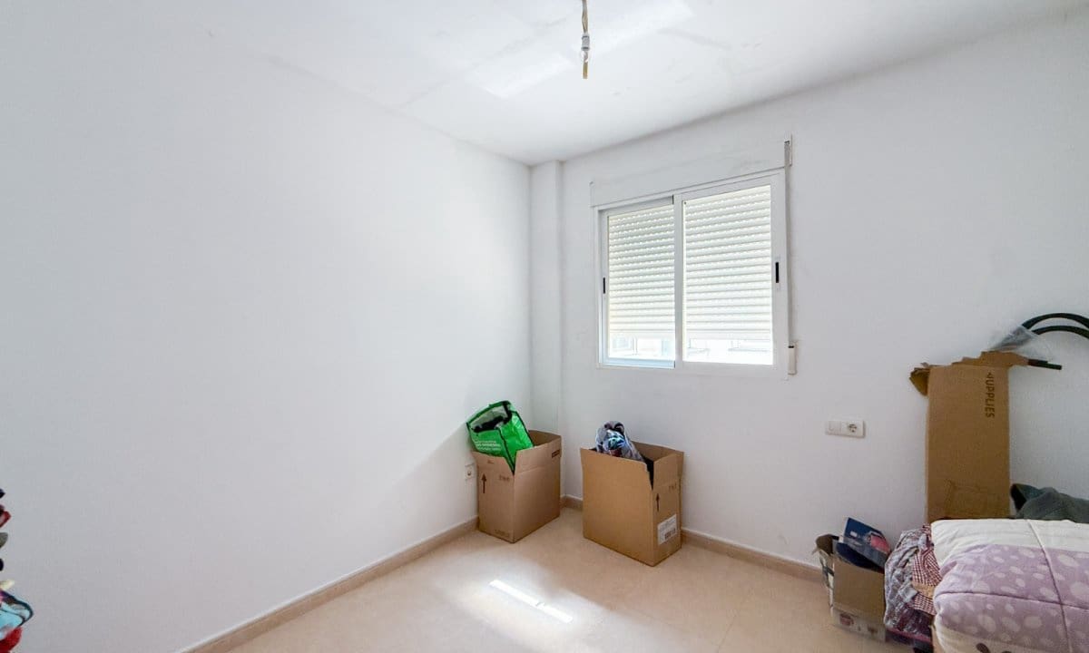 3 bedroom Apartment for sale in Aguilas - € 135,000 (Ref: 9824522)