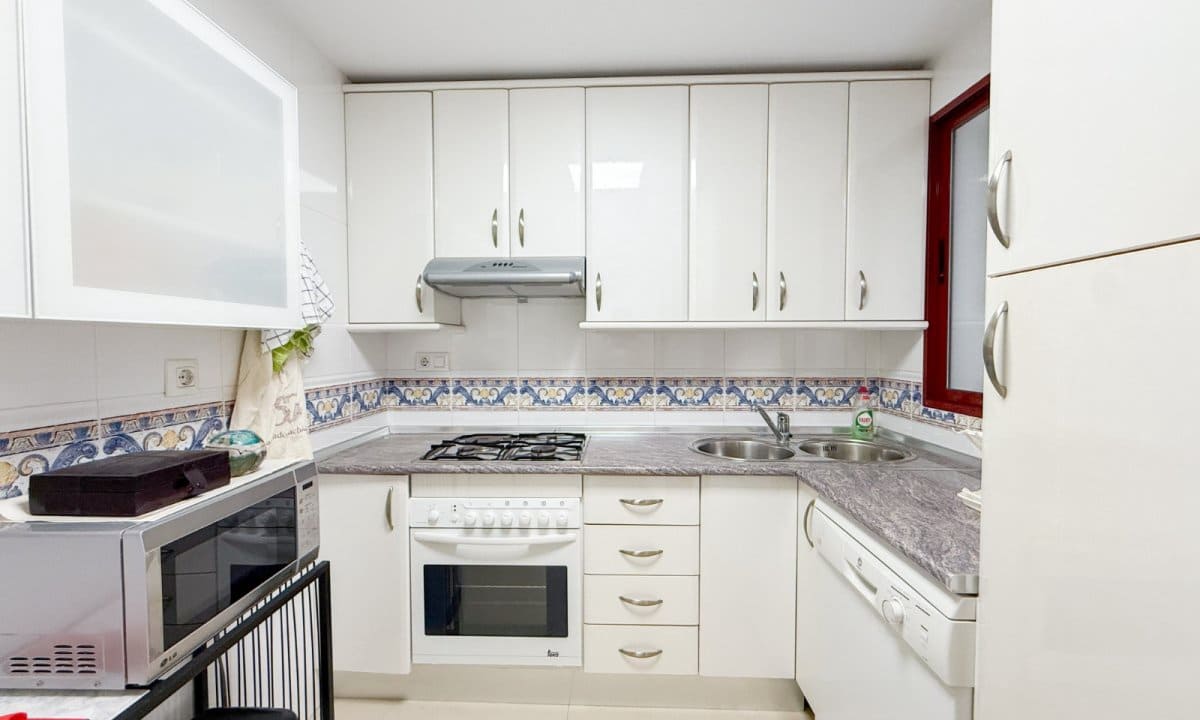 2 bedroom Apartment for sale in Aguilas with garage - € 230,000 (Ref: 9828143)