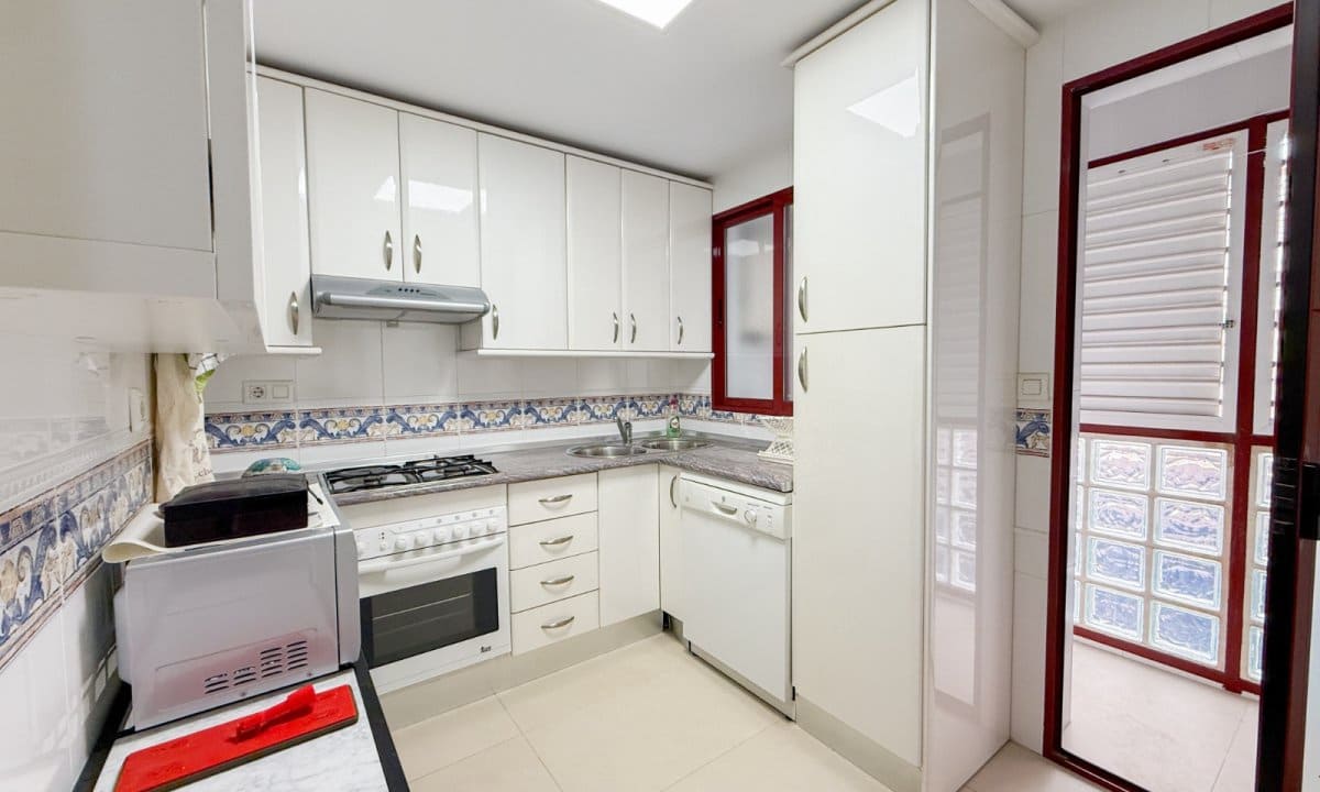 2 bedroom Apartment for sale in Aguilas with garage - € 230,000 (Ref: 9828143)