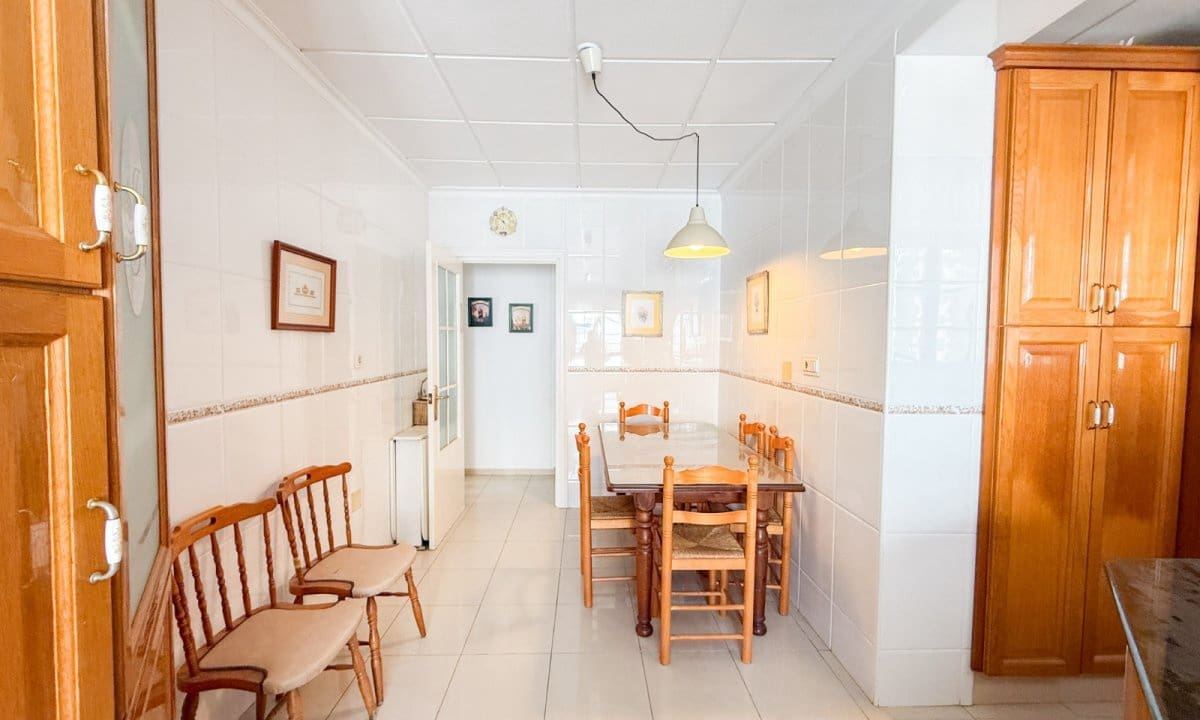 3 soveværelse Strandlejlighed til salg i Aguilas med garage - € 298.000 (Ref: 9833126)
