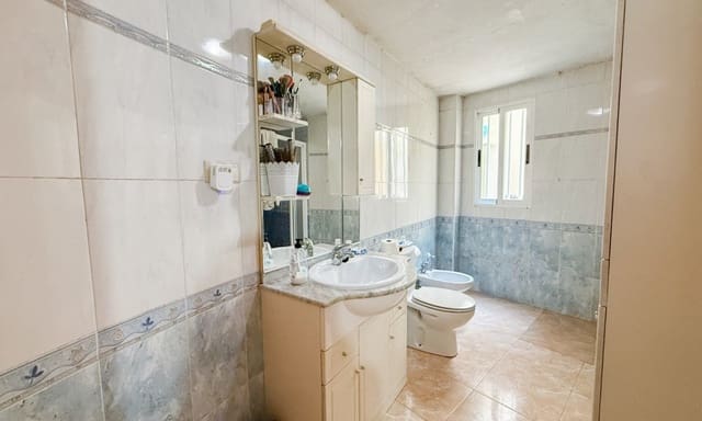 4 sovrum Lägenhet till salu i Las Majadas - Las Molinetas - Labradorcico, Aguilas med garage - 160 000 € (Ref: 9835024)