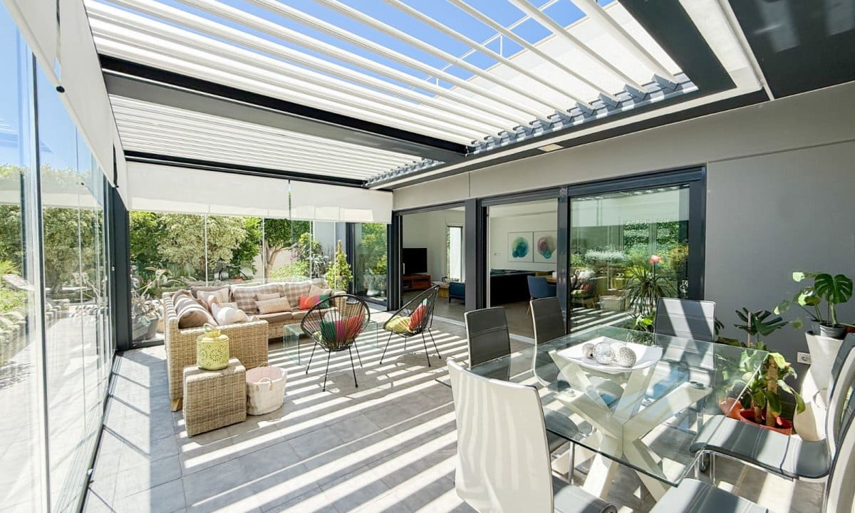 4 bedroom Villa for sale in Aguilas with garage - € 695,000 (Ref: 9838774)
