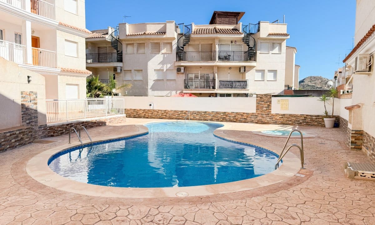 2 quarto Penthouse para venda em Los Collados com piscina garagem - 145 000 € (Ref: 9841954)