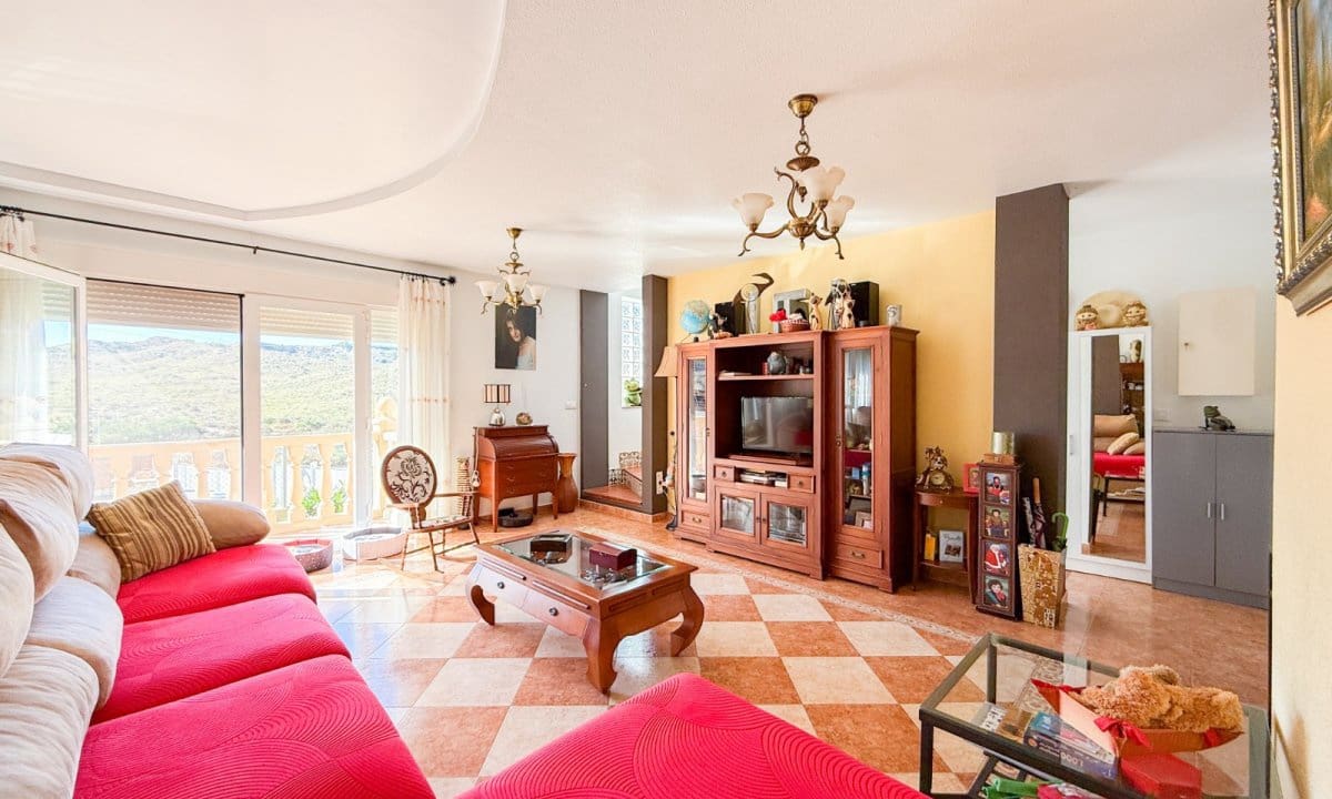 4 soveværelse Villa til salg i Aguilas med swimmingpool garage - € 340.000 (Ref: 9850773)