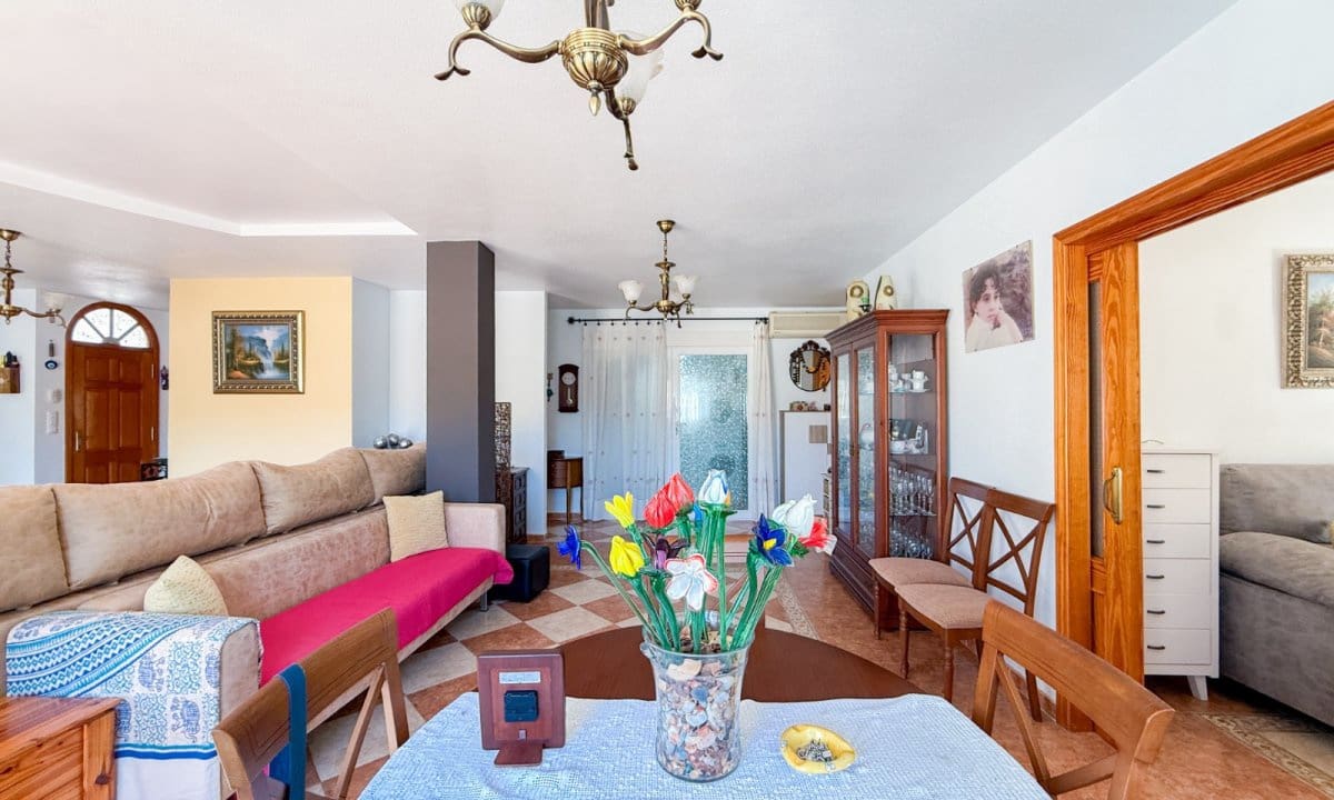 4 soveværelse Villa til salg i Aguilas med swimmingpool garage - € 340.000 (Ref: 9850773)