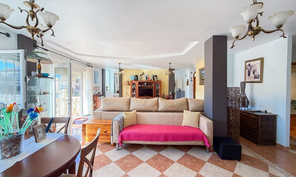 4 soveværelse Villa til salg i Aguilas med swimmingpool garage - € 340.000 (Ref: 9850773)