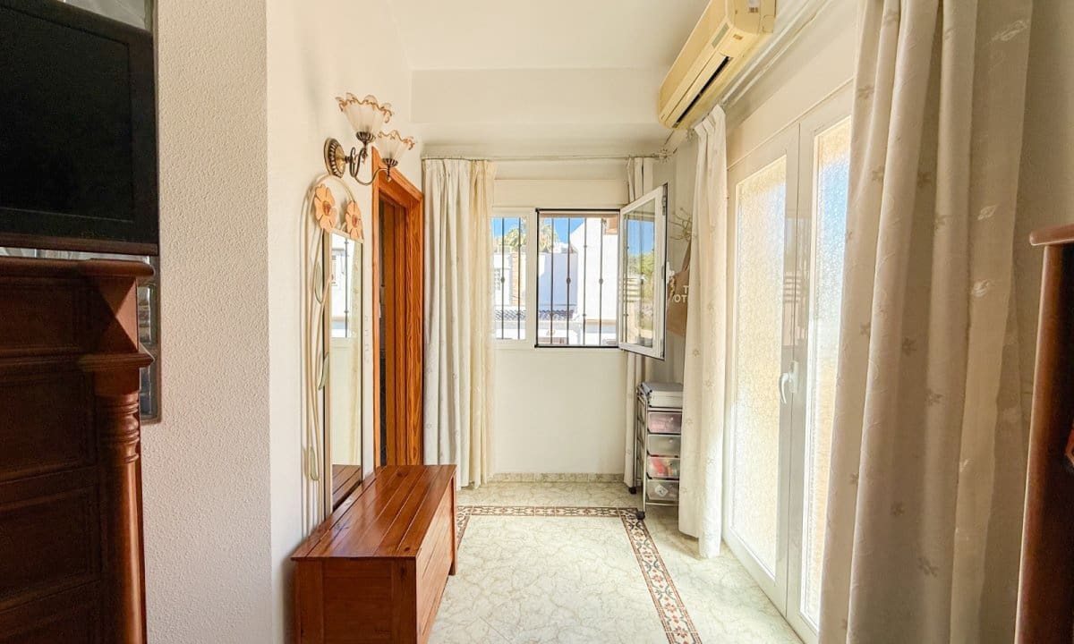 4 soveværelse Villa til salg i Aguilas med swimmingpool garage - € 340.000 (Ref: 9850773)